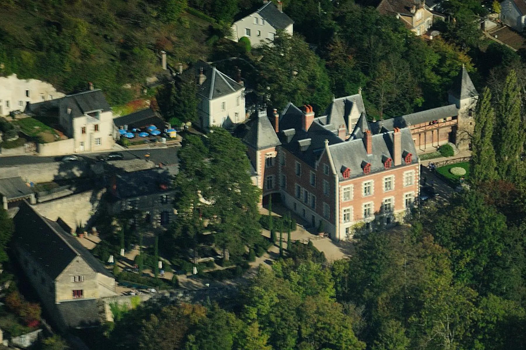Aerial view of the Clos Lucé in Amboise, where Leonardo worked during his French years